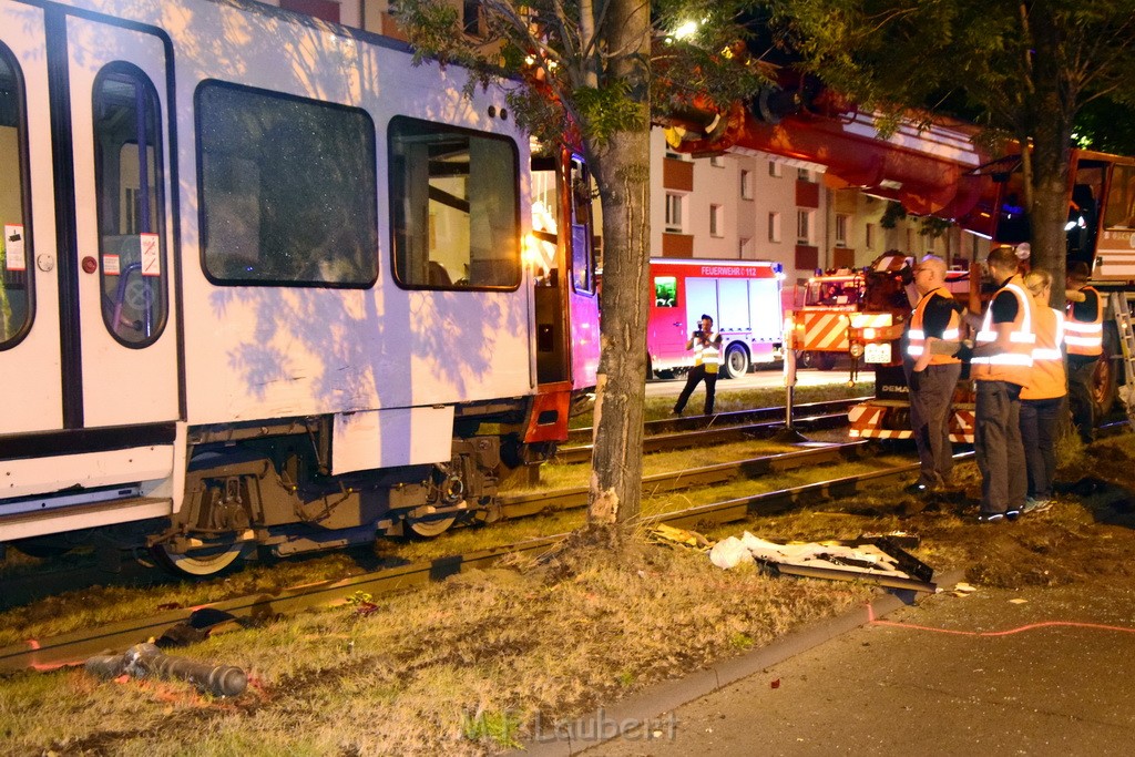 VU PKW Strab Koeln Niehl Amsterdamerstr Friedrich Karlstr P286.JPG - Miklos Laubert